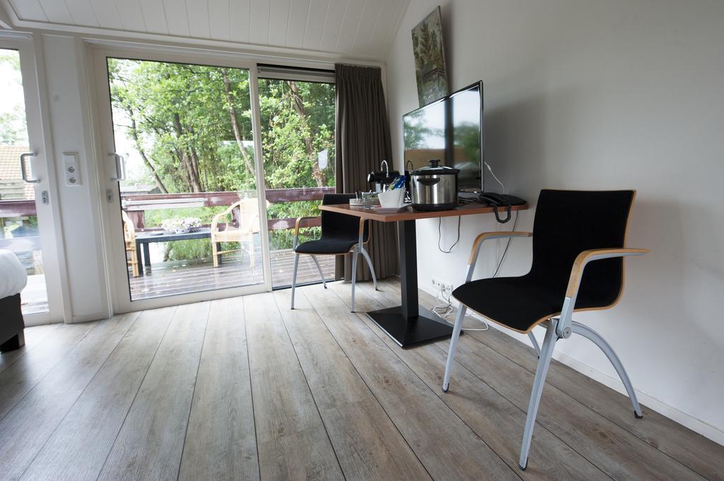 De Dames Van De Jonge Hotel Restaurant Giethoorn Εξωτερικό φωτογραφία